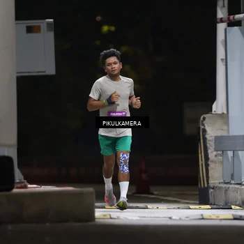 Runner Photo 7084297