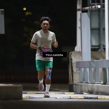 Runner Photo 7084302