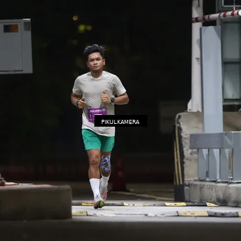 Runner Photo 7084303