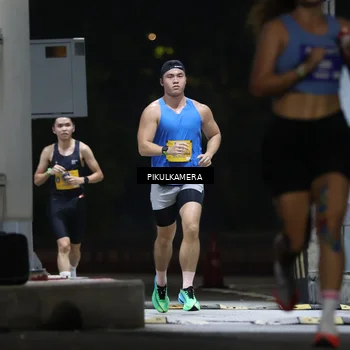 Runner Photo 7084322