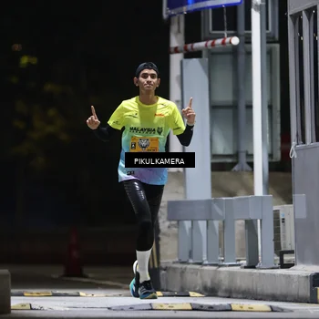 Runner Photo 7084338