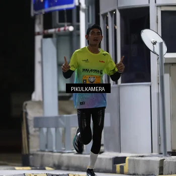 Runner Photo 7084349