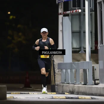 Runner Photo 7084360