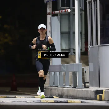 Runner Photo 7084363