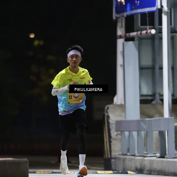 Runner Photo 7084402