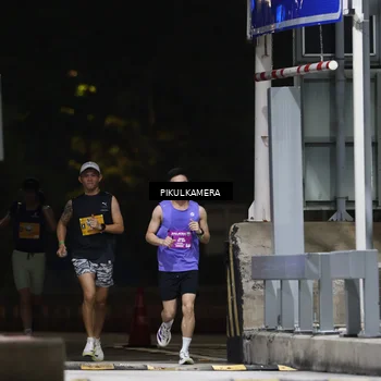Runner Photo 7084404
