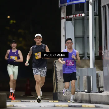 Runner Photo 7084414