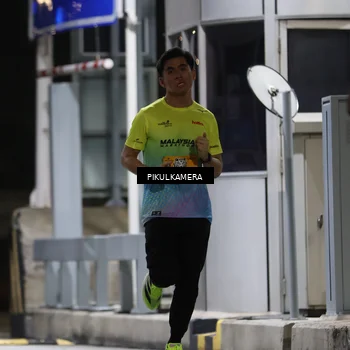 Runner Photo 7084453