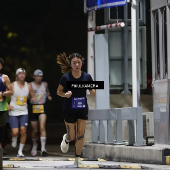 Runner Photo 7084462