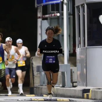 Runner Photo 7084463