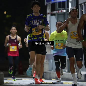 Runner Photo 7084480
