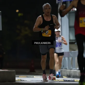 Runner Photo 7084490