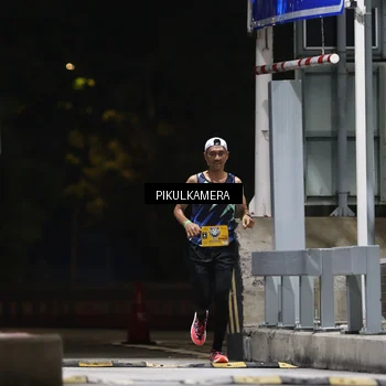 Runner Photo 7084493