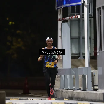 Runner Photo 7084494