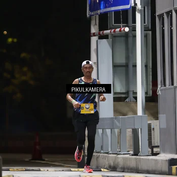Runner Photo 7084495