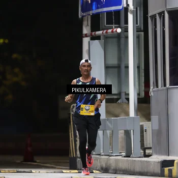 Runner Photo 7084496