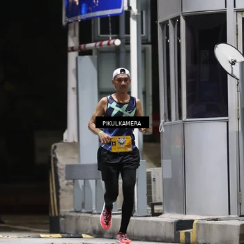 Runner Photo 7084499