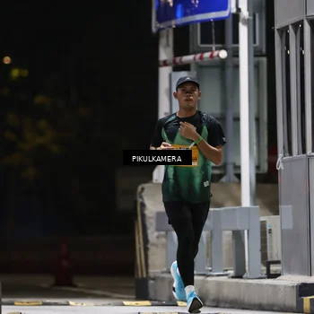 Runner Photo 7084513