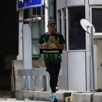 Runner Photo 7084517