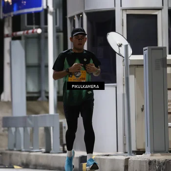 Runner Photo 7084519