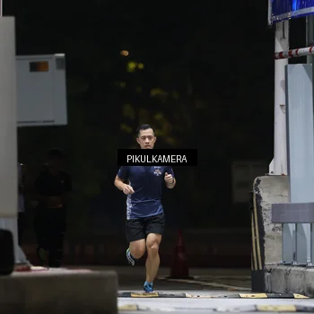 Runner Photo 7084521
