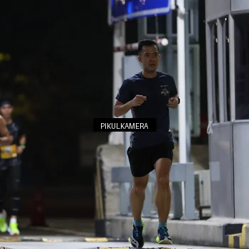 Runner Photo 7084538