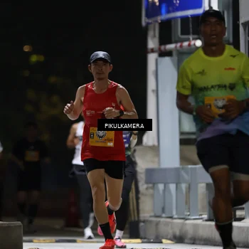 Runner Photo 7084554