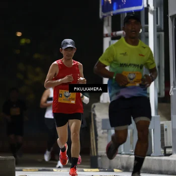 Runner Photo 7084562
