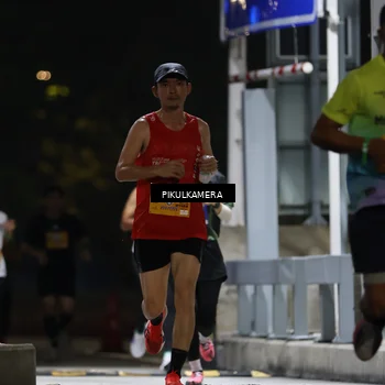 Runner Photo 7084563