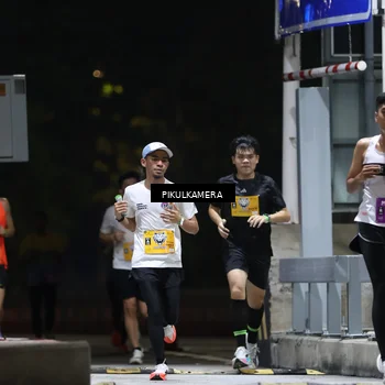 Runner Photo 7084565