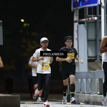 Runner Photo 7084566