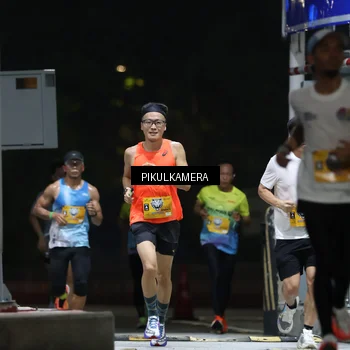 Runner Photo 7084576