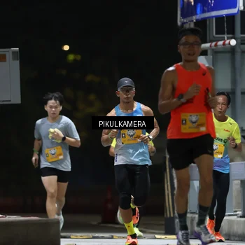 Runner Photo 7084581