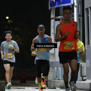 Runner Photo 7084589