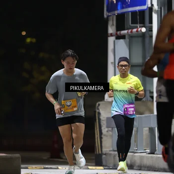 Runner Photo 7084591