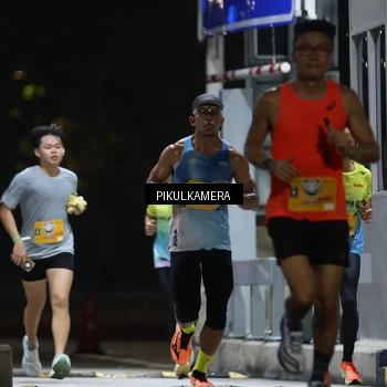 Runner Photo 7084592
