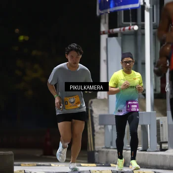 Runner Photo 7084593
