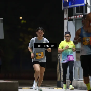 Runner Photo 7084594