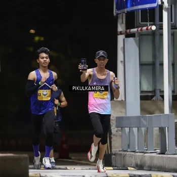 Runner Photo 7084598