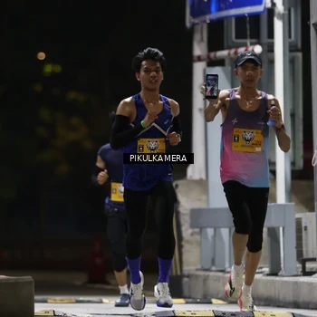 Runner Photo 7084599