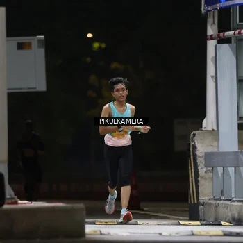 Runner Photo 7084603