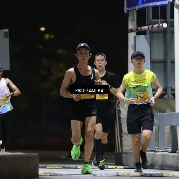Runner Photo 7084637