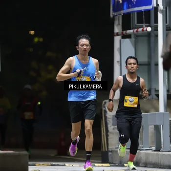 Runner Photo 7084707
