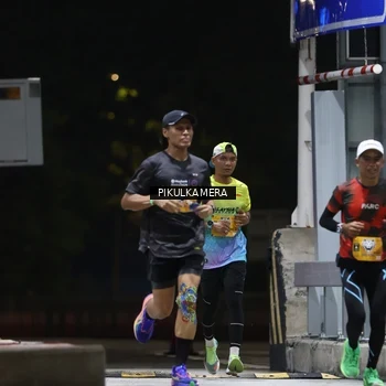 Runner Photo 7084712