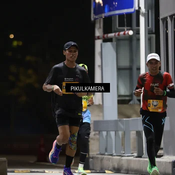 Runner Photo 7084721
