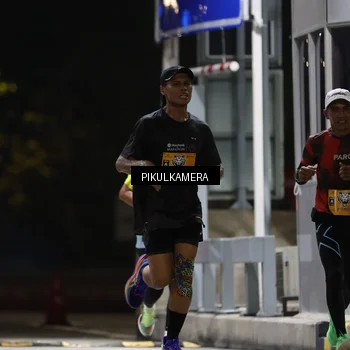 Runner Photo 7084724