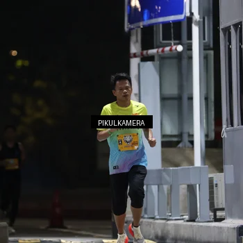Runner Photo 7084739