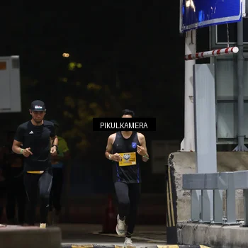 Runner Photo 7084743