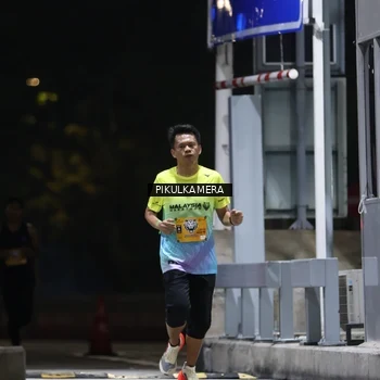 Runner Photo 7084747