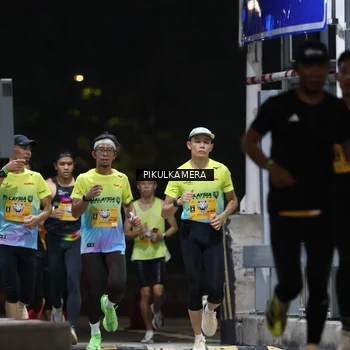 Runner Photo 7084754